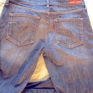 Levi’s Demi curve 26 straight leg